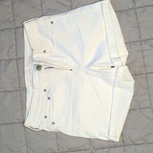 American Eagle White Midi Superstretch Short